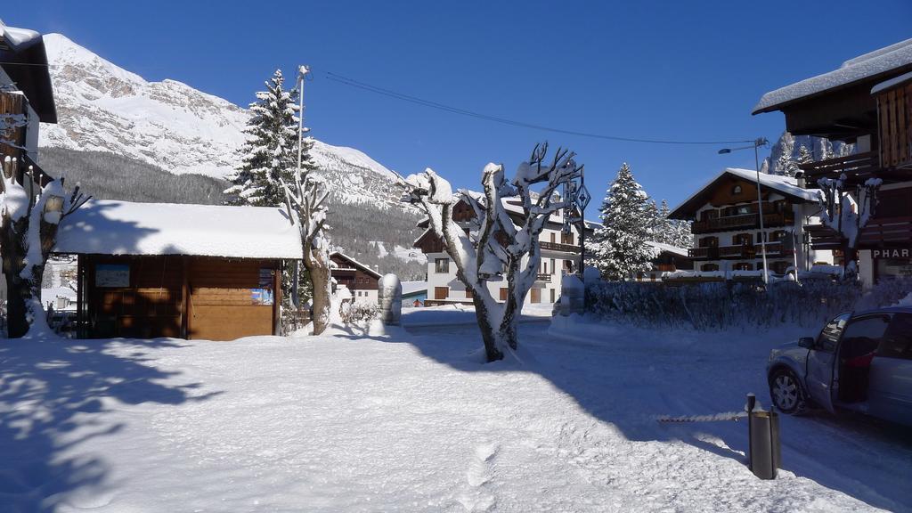 Hotel Bellaria - Cortina dʼAmpezzo Exteriér fotografie
