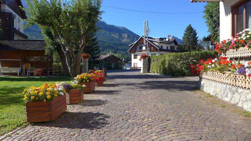 Hotel Bellaria - Cortina dʼAmpezzo Exteriér fotografie
