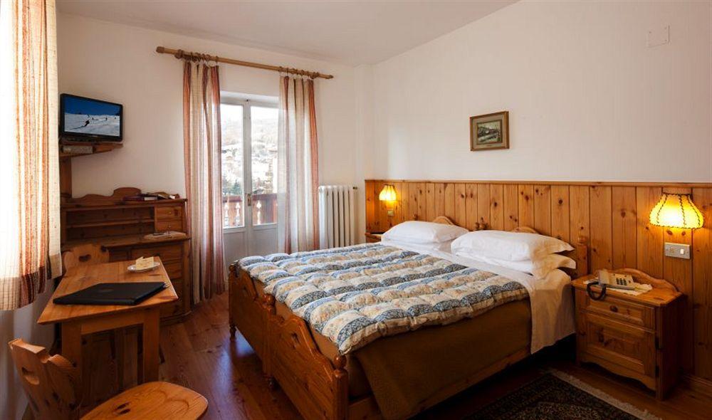 Hotel Bellaria - Cortina dʼAmpezzo Exteriér fotografie